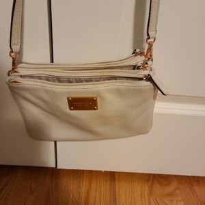 Micheal kors crossbody